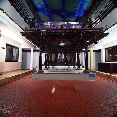 Guruvayoor Resort กูรูวาเยอร์ ภายนอก รูปภาพ